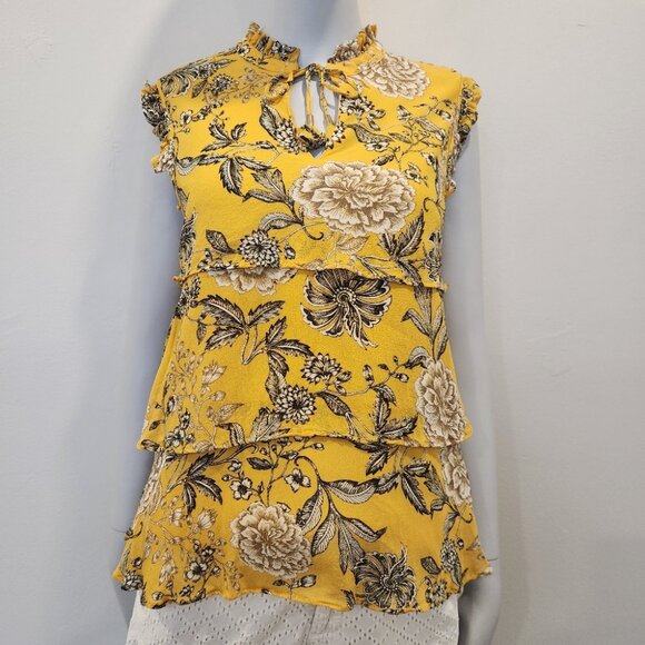Size S, Part Two Copenhagen Yellow Tiered Cap Sleeve Blouse with Ruffled Collar - Picture 3 of 7